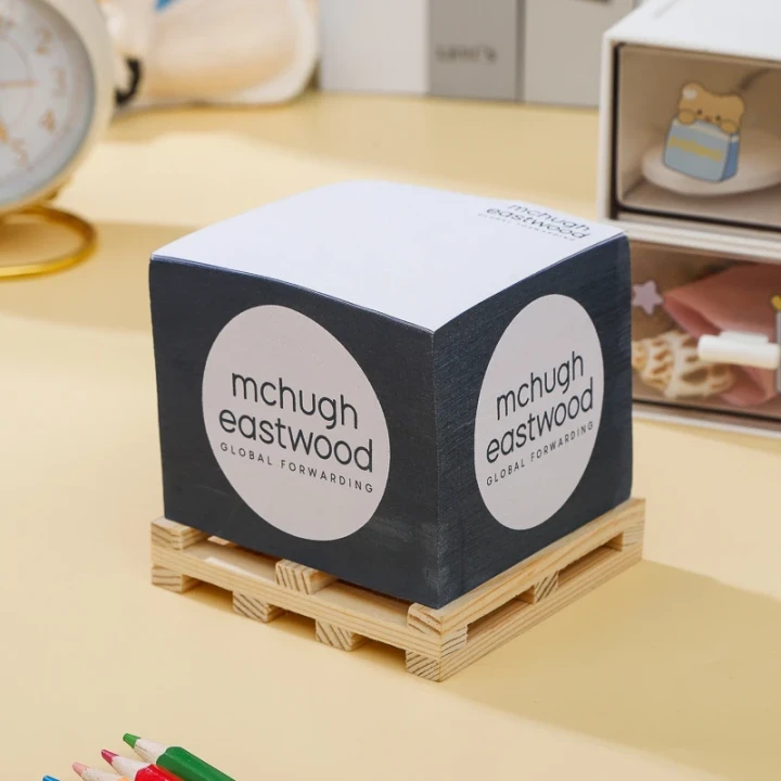Custom memo cube with 500 sticky sheets on real wood pallet, printed on all sides and pages with logo design